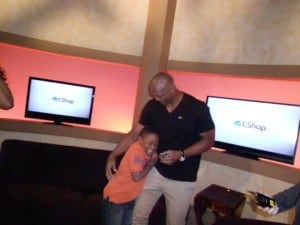 Messin' with Daddy (Eddie George) on Set